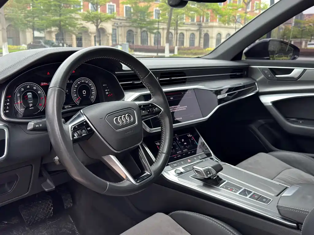 Audi A6L 2021 — фото 17