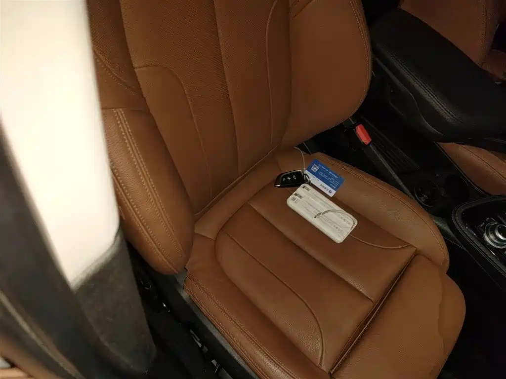 BMW 2 Series Active Tourer 2015 — фото 25