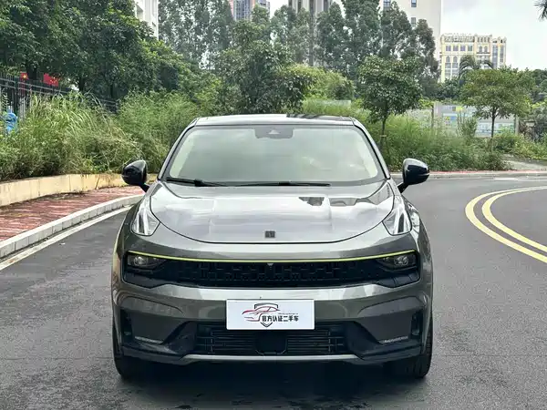 Lynk & Co 05 2022