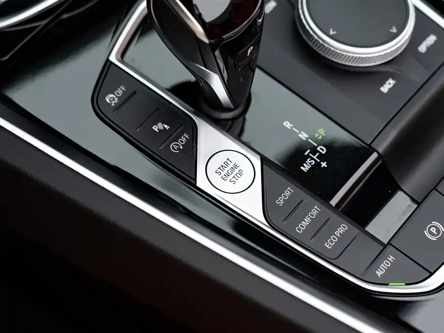 BMW Z4 2024 — фото 18