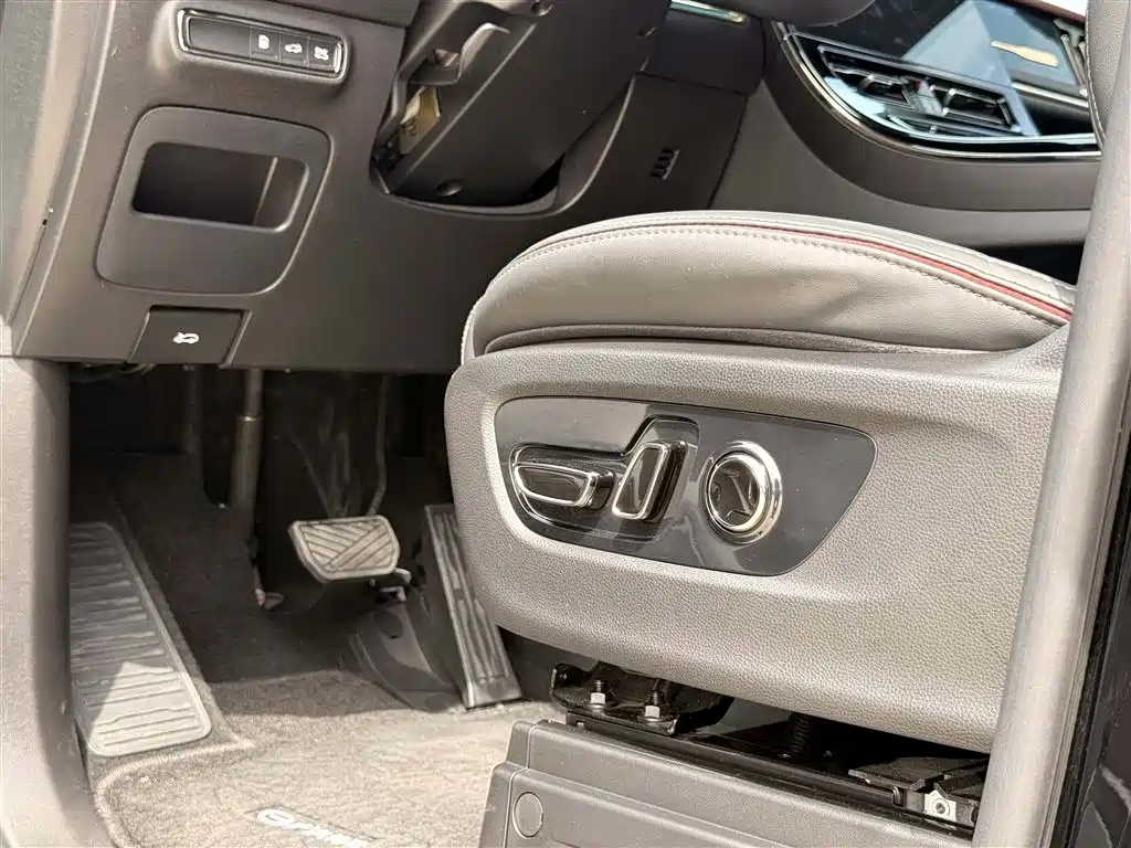 GAC Motor Trumpchi M8 2025 — фото 26