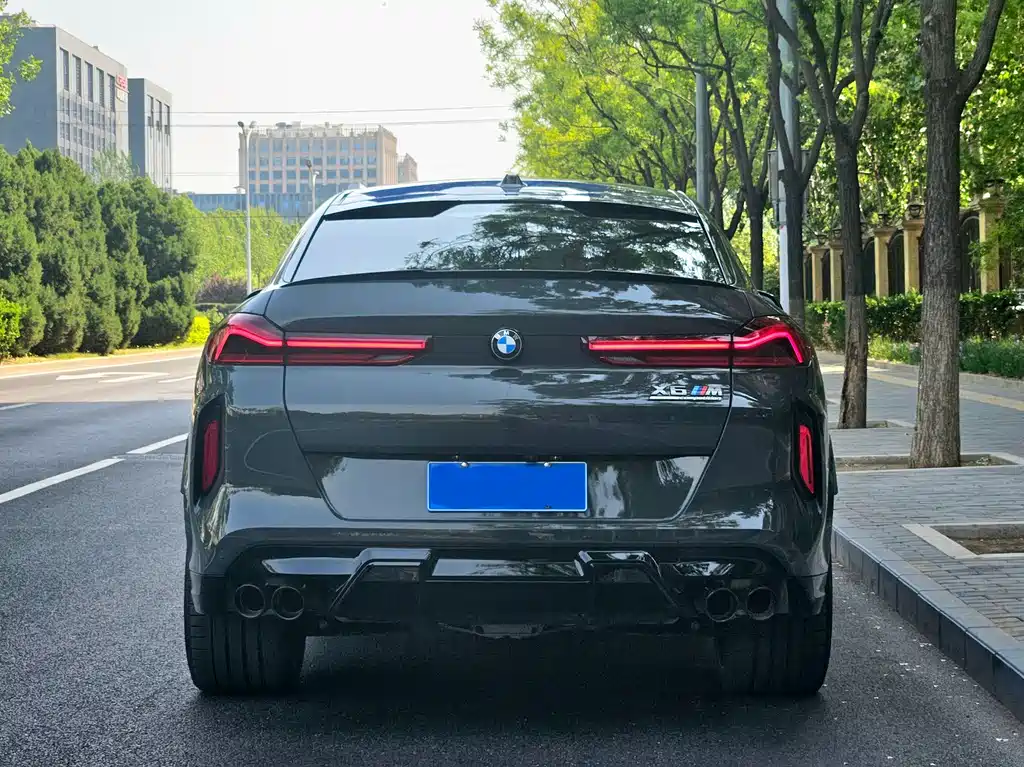 BMW X6 M 2023 — фото 5
