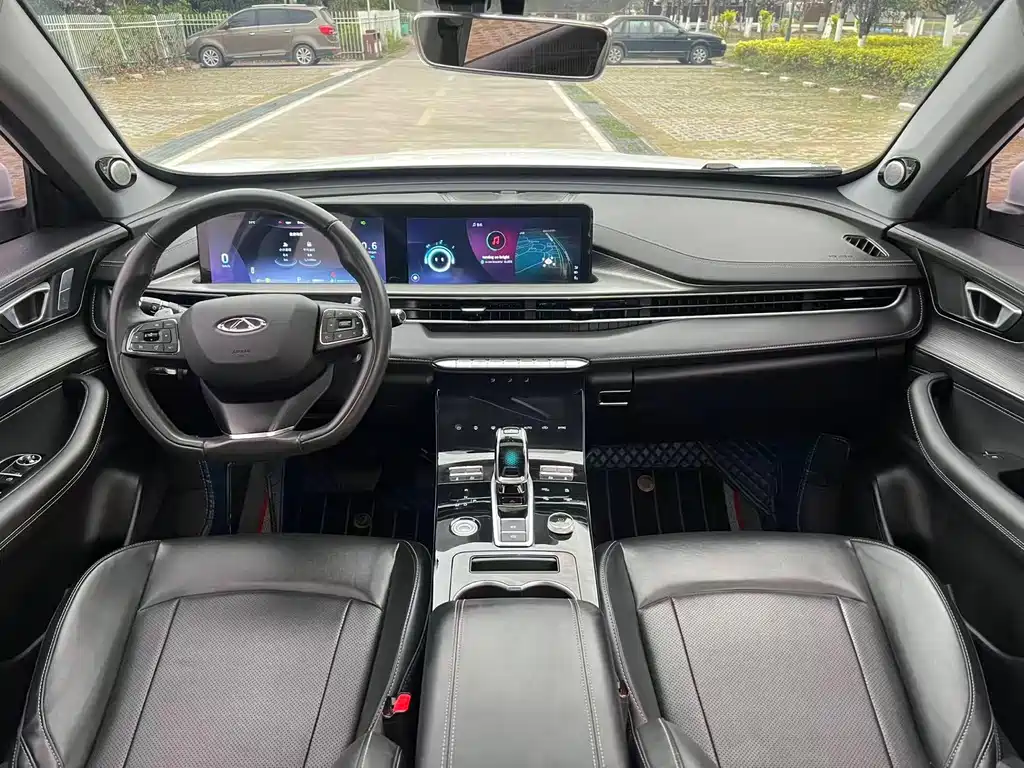 Chery Tiggo 8 PLUS 2022 — фото 9