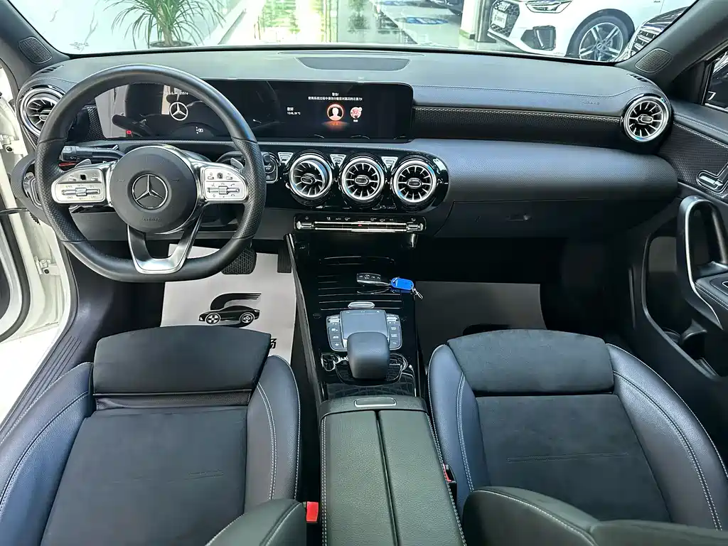 Mercedes-Benz A-Class 2023