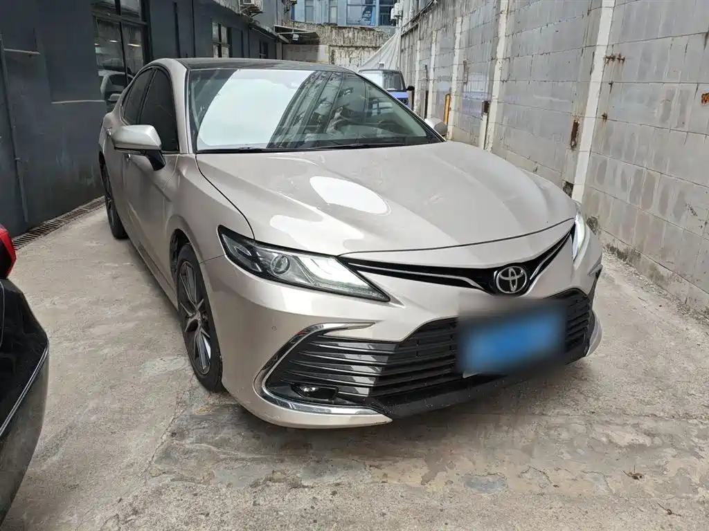 Toyota Camry 2021 — фото 22