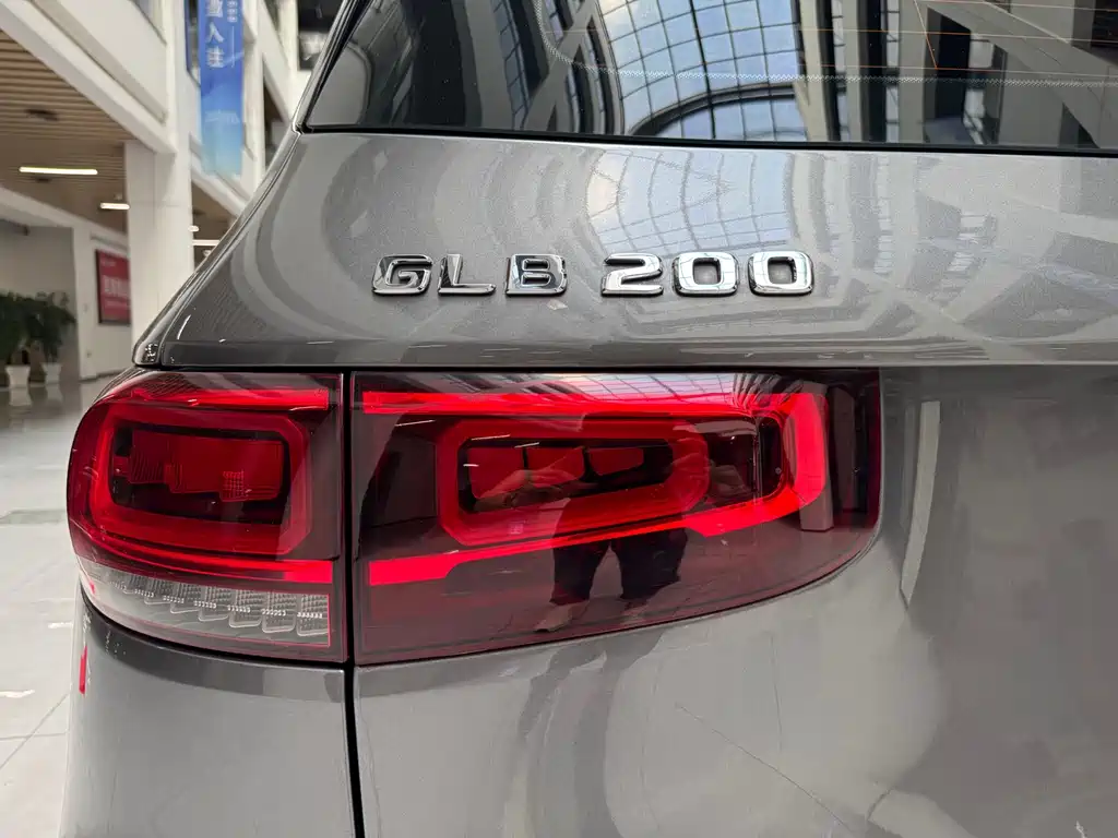 Mercedes-Benz GLB 2021 — фото 23