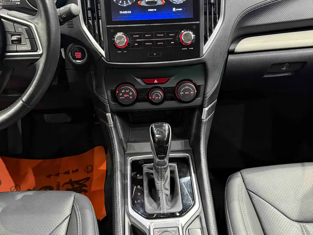 Subaru Forester 2024 — фото 12