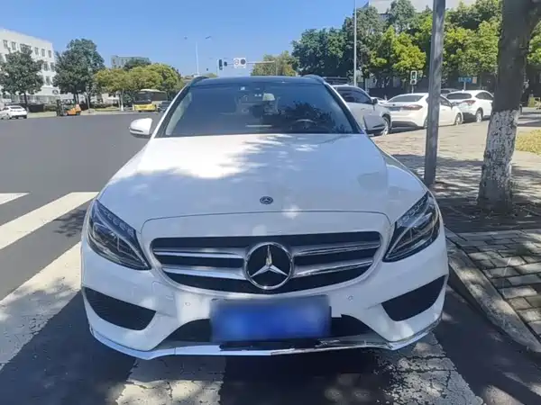 Mercedes-Benz C-Class 2018