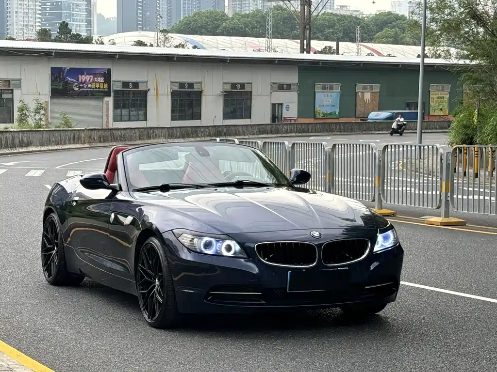 BMW Z4 2013 — фото 23