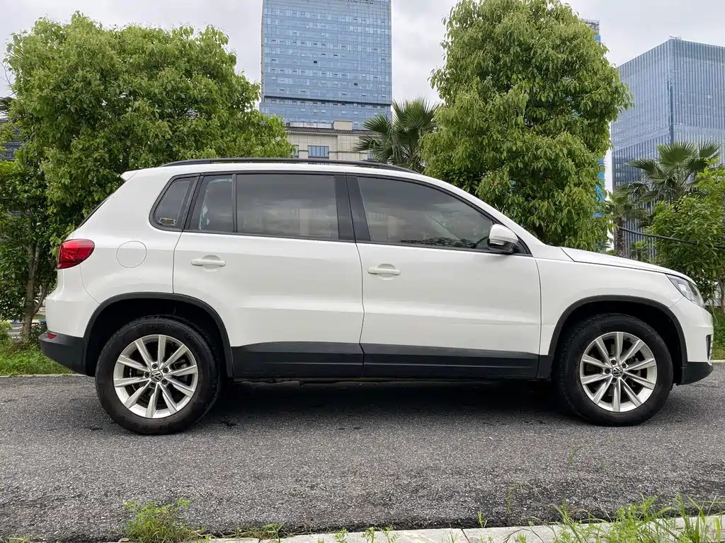 Volkswagen Tiguan 2017 — фото 5