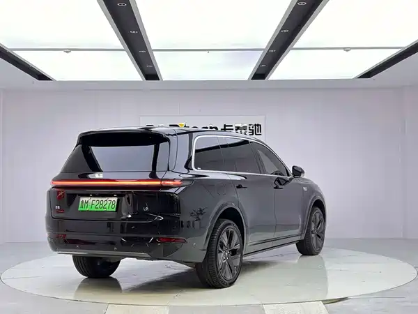 Li Auto L9 2025