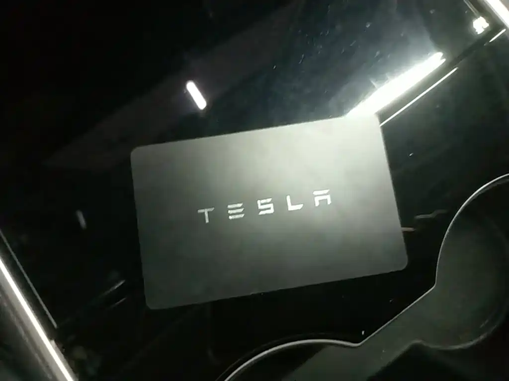 Tesla Model 3 2019 — фото 9