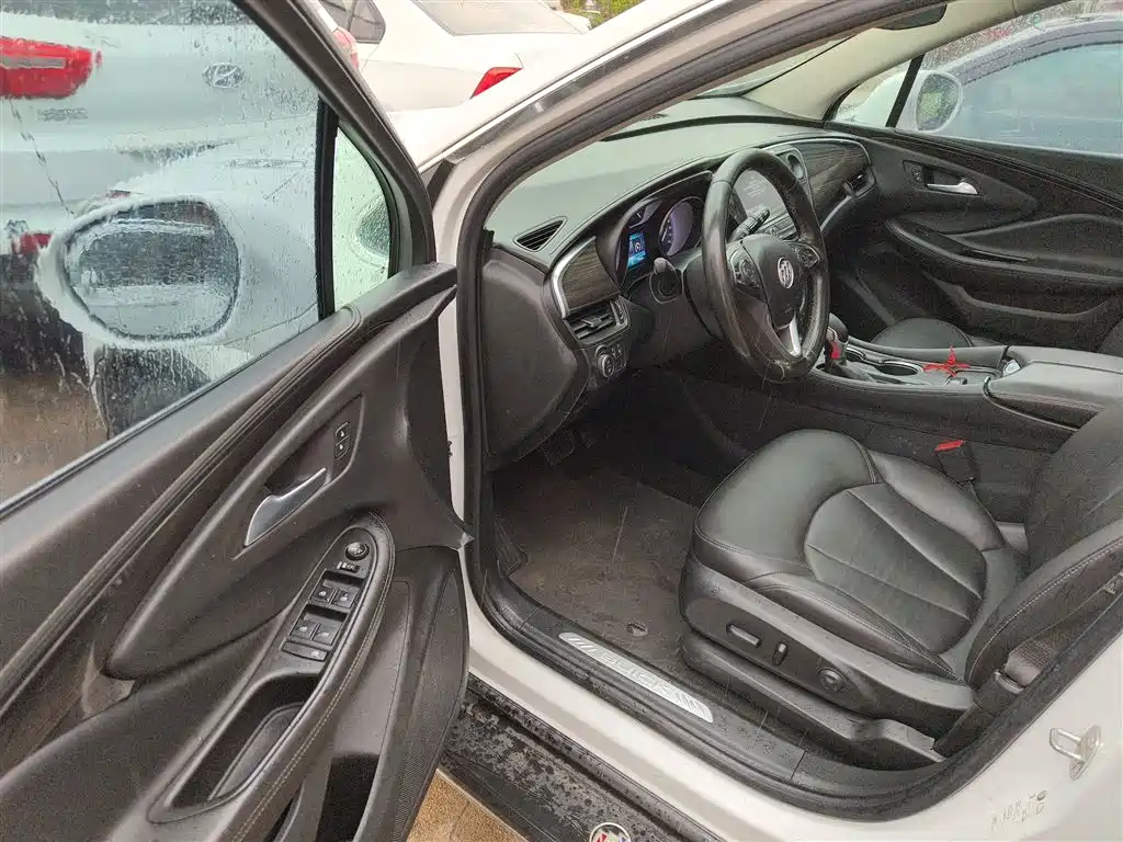 Buick Envision Plus 2018 — фото 12