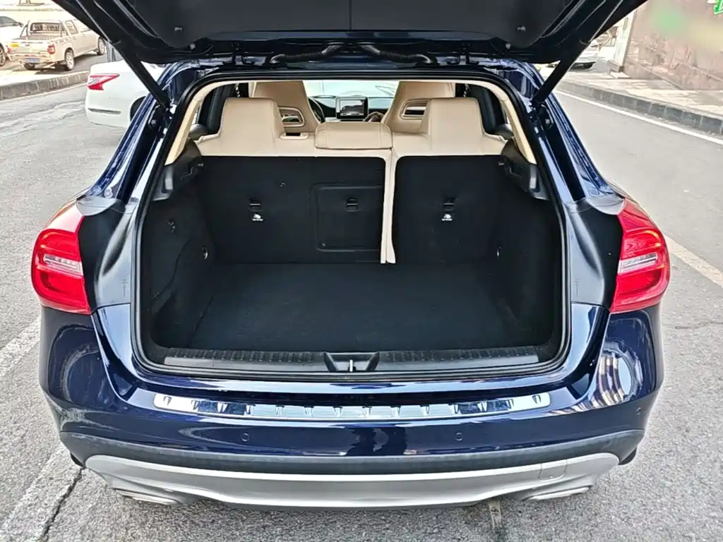 Mercedes-Benz GLA 2016 — фото 19