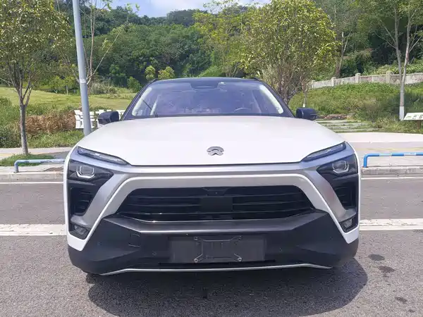 NIO ES8 2019