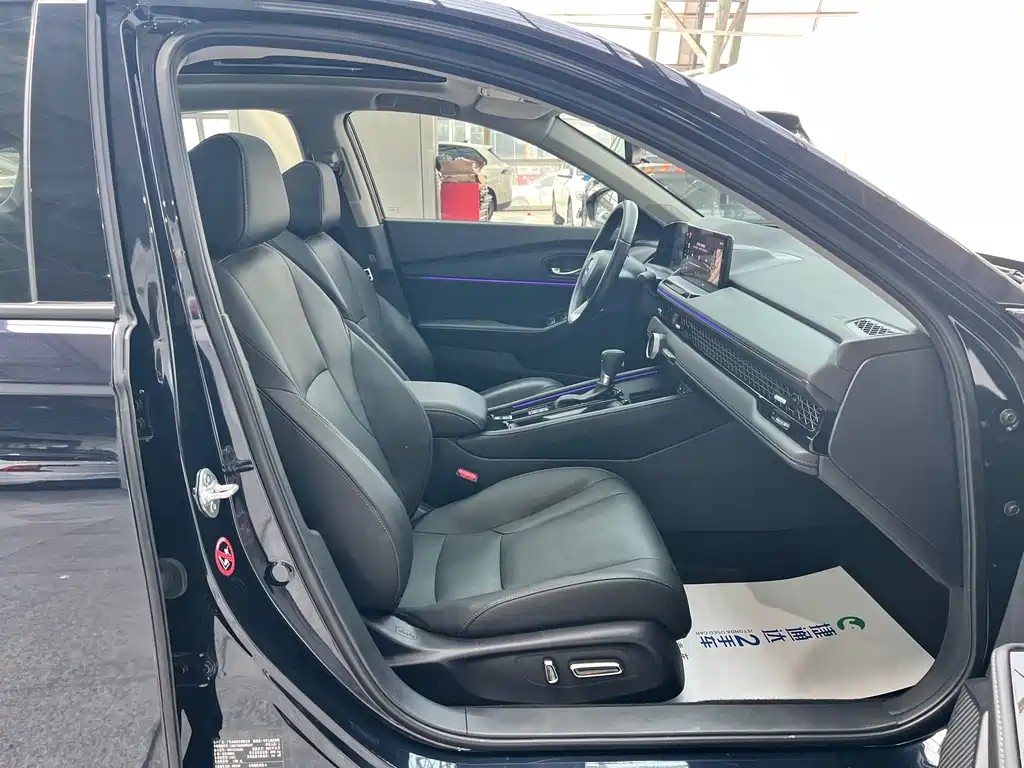 Honda Accord 2024 — фото 11