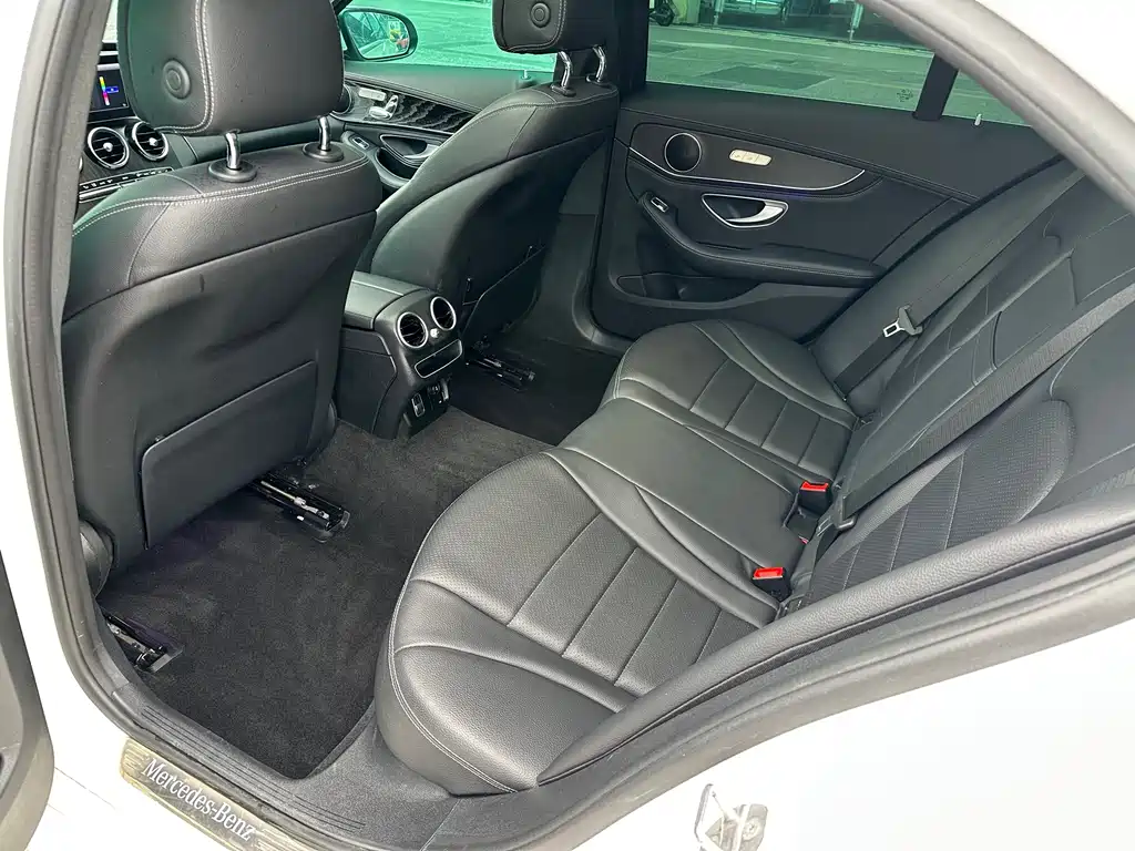 Mercedes-Benz C-Class 2020 — фото 24