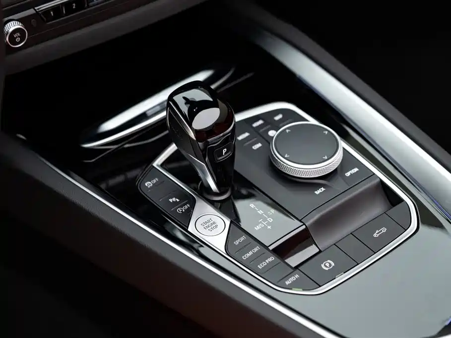 BMW Z4 2024 — фото 13