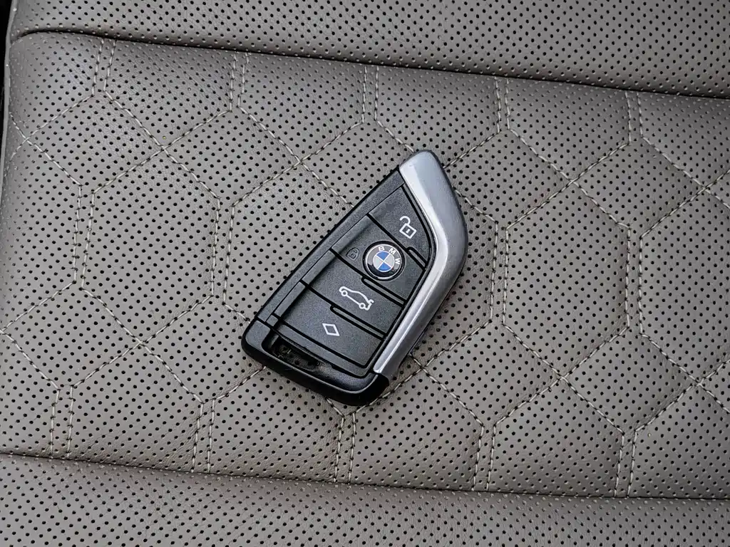 BMW X3 M 2020 — фото 19