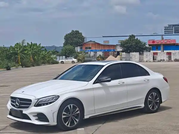 Mercedes-Benz C-Class 2019