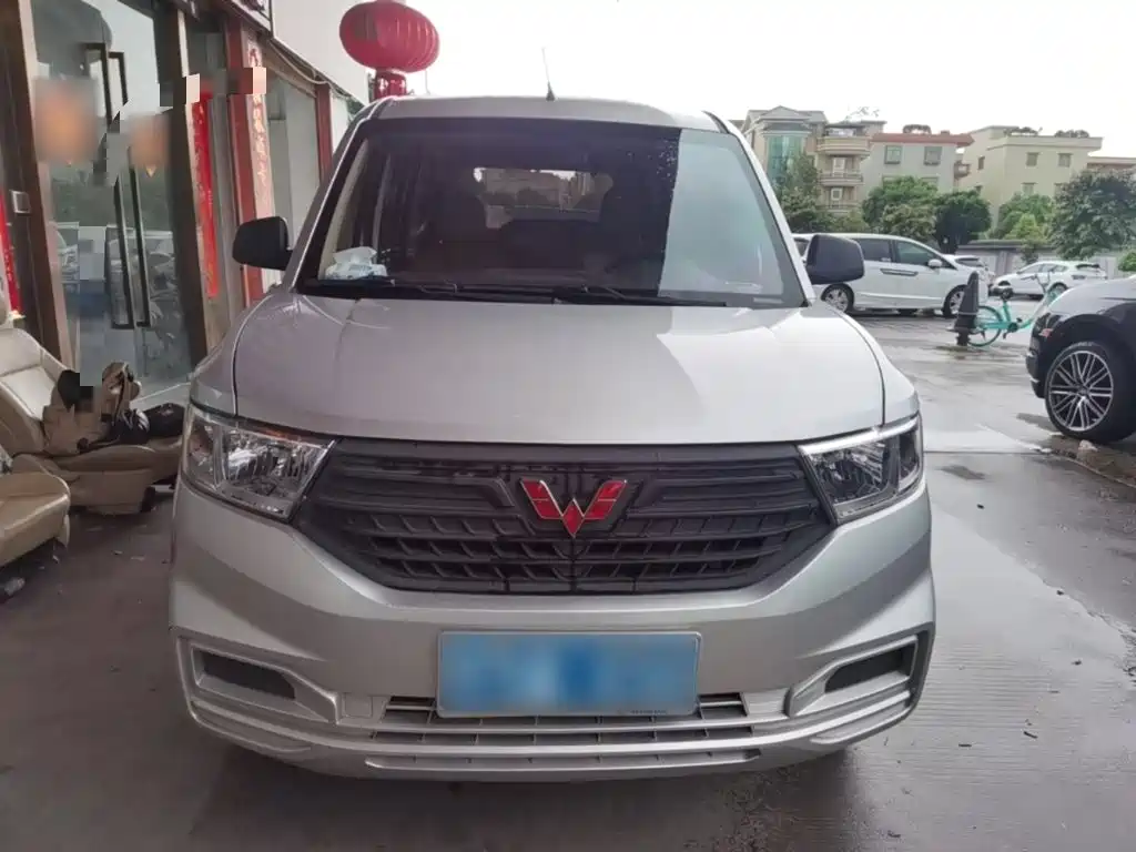 Wuling Hongguang V 2023