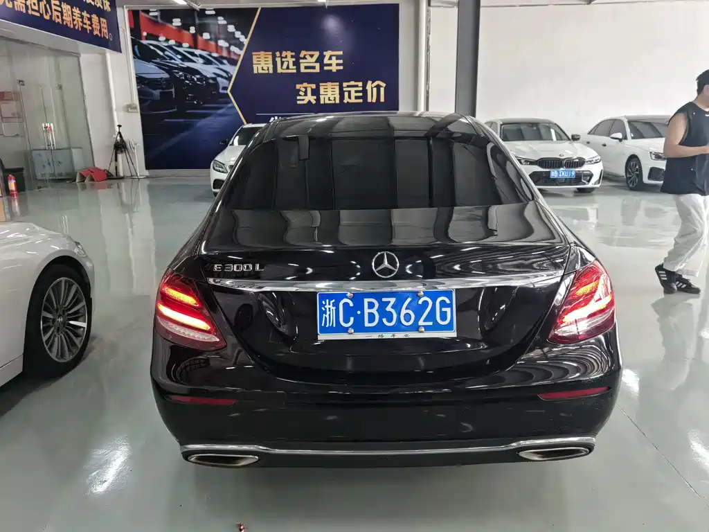Mercedes-Benz E-Class 2019 — фото 10