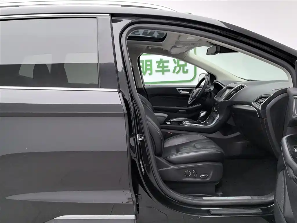 Ford Edge 2015 — фото 23