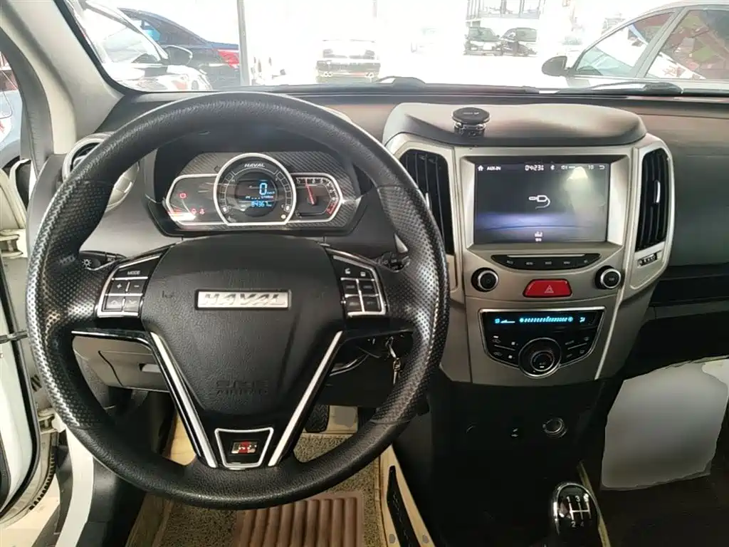 Haval H1 2017 — фото 10