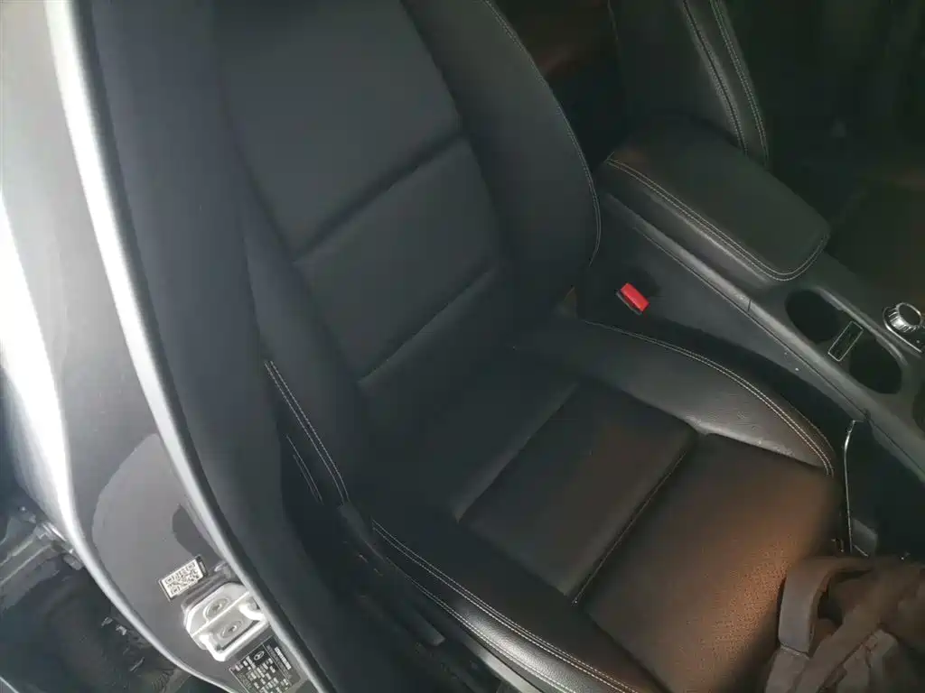 Mercedes-Benz GLA 2017 — фото 25