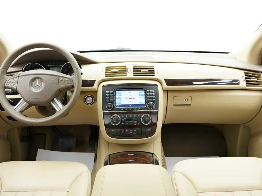 Mercedes-Benz R-Class 2008 — фото 19