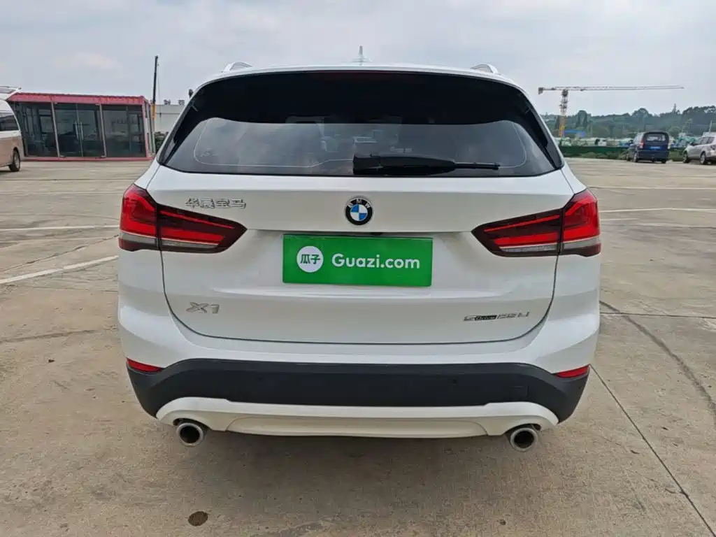 BMW X1 2021