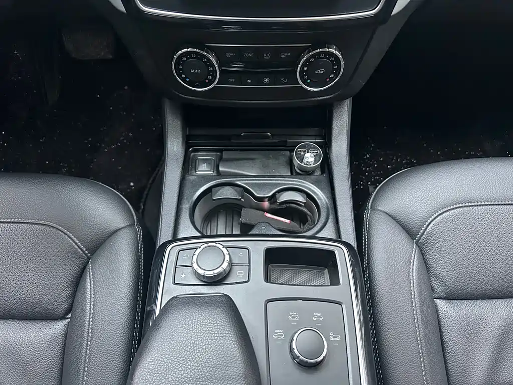 Mercedes-Benz GLE Coupe 2017 — фото 30