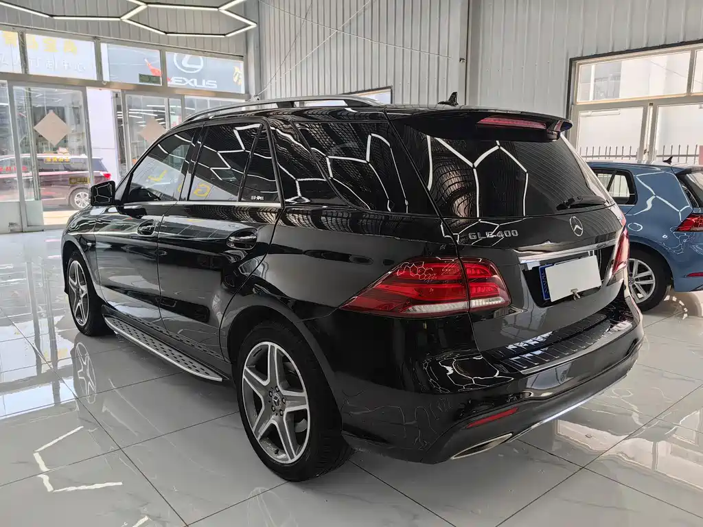 Mercedes-Benz GLE 2018 — фото 5