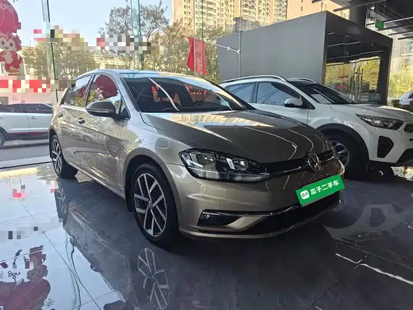 Volkswagen Golf 2020