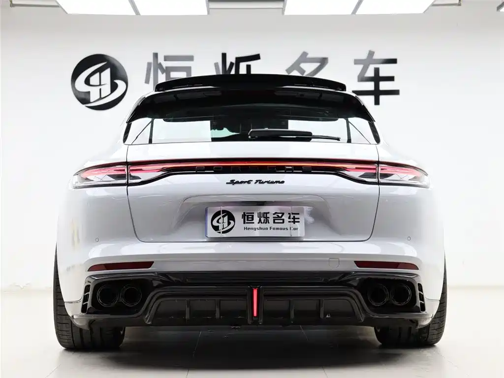 Porsche Panamera 2018 — фото 31