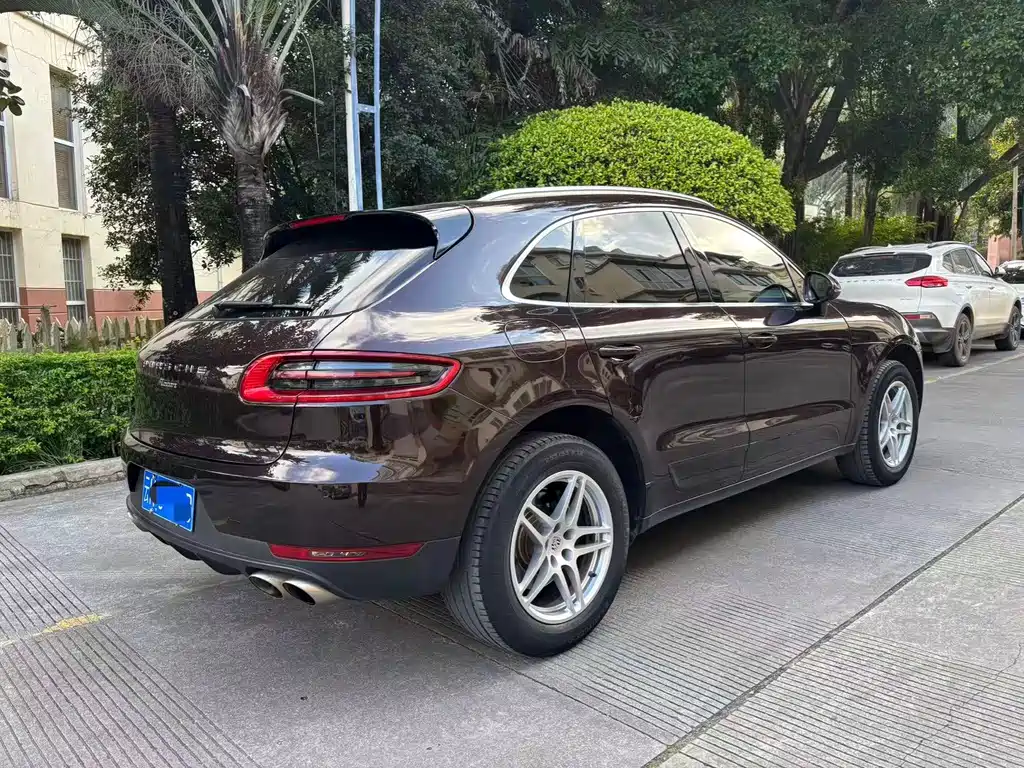 Porsche Macan 2017 — фото 4