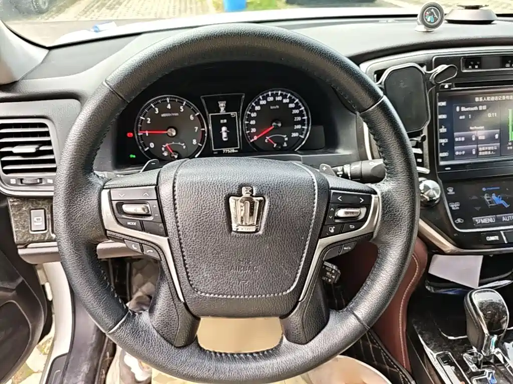Toyota Crown 2018