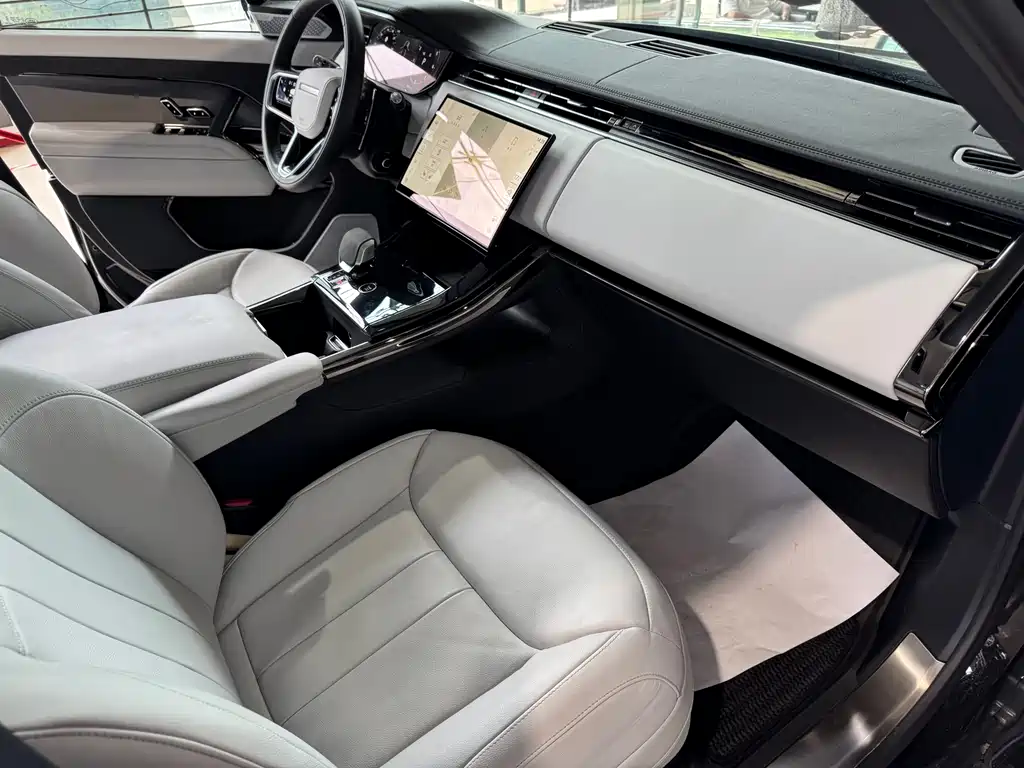 Land Rover Range Rover Sport 2024 — фото 31