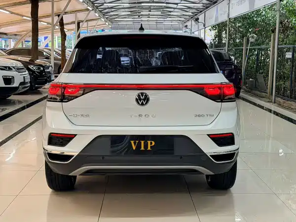 Volkswagen T-Roc 2023