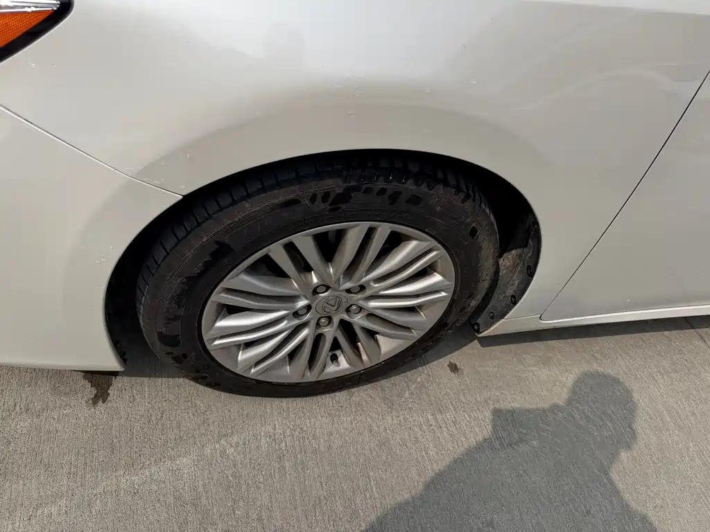 Lexus ES 2015