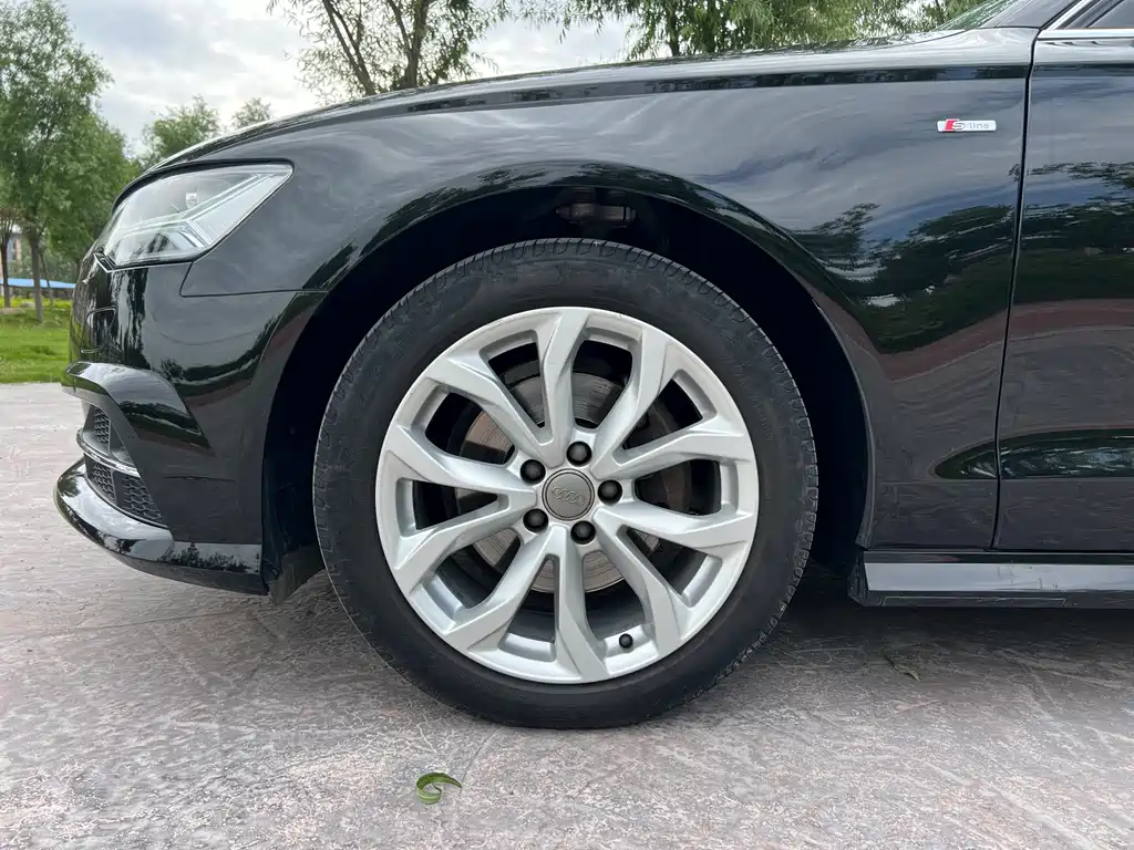 Audi A6L 2018 — фото 11