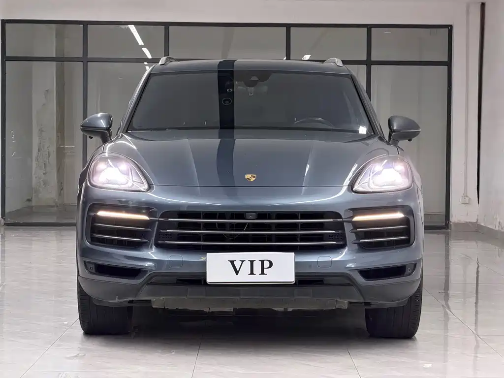 Porsche Cayenne 2018 — фото 2