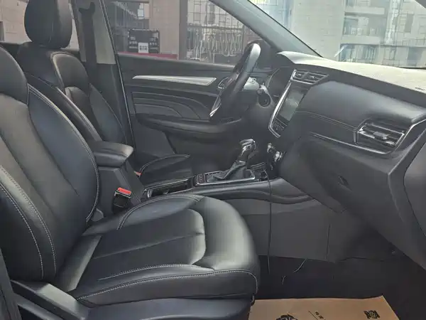 Roewe RX3 2018