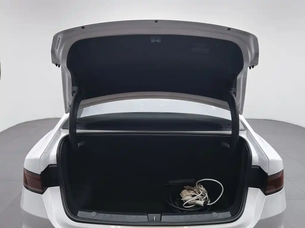 BYD Qin PLUS 2023 — фото 16