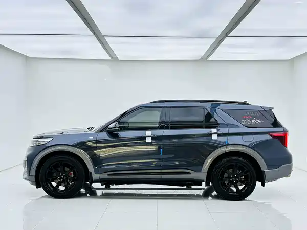 Ford Explorer 2021