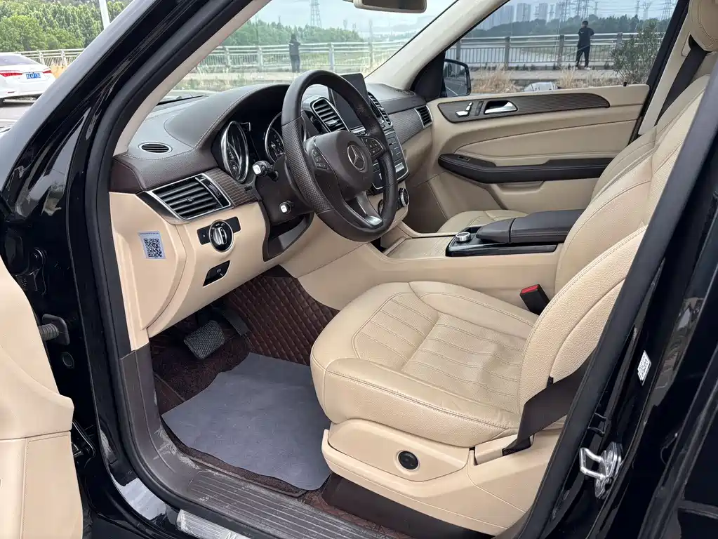 Mercedes-Benz GLE 2019 — фото 15