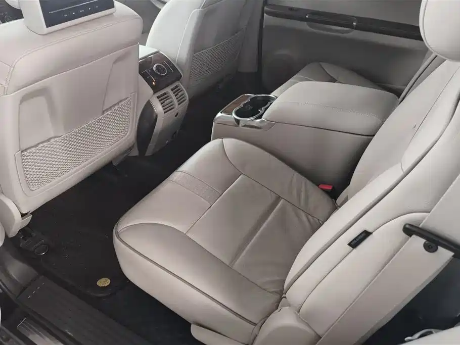 Mercedes-Benz R-Class 2014 — фото 11