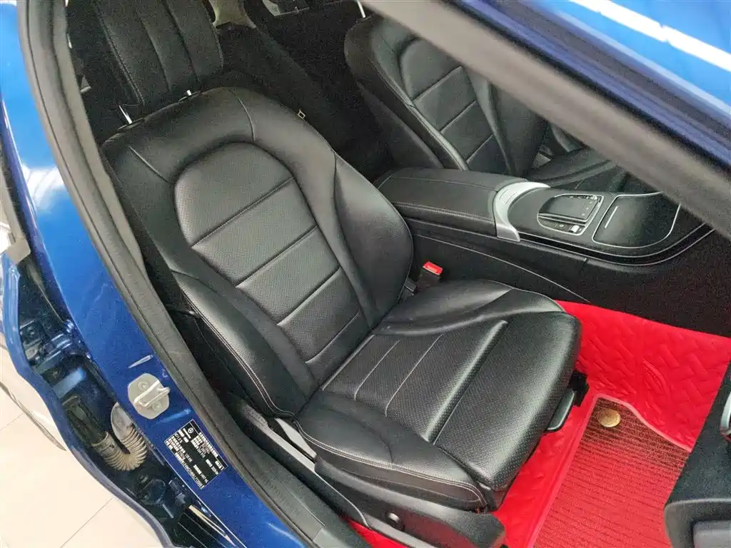 Mercedes-Benz C-Class 2020 — фото 4