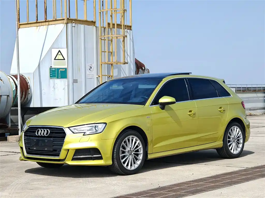 Audi A3 2018 — фото 1