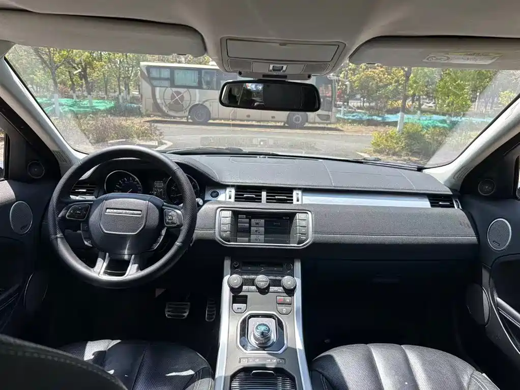 Land Rover Evoque 2014 — фото 4